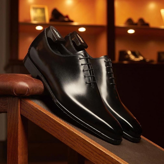 7 Best Business Casual Shoes Every Man Should Own | Influencer e